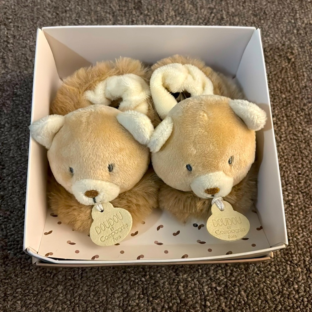 Adorable Doudou et Campagnie baby slippers